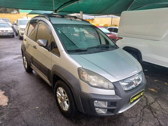 FIAT IDEA 1.8 MPI ADVENTURE 8V FLEX 4P MANUAL FIAT IDEA 1.8 MPI ADVENTURE 8V FLEX 4P MANUAL